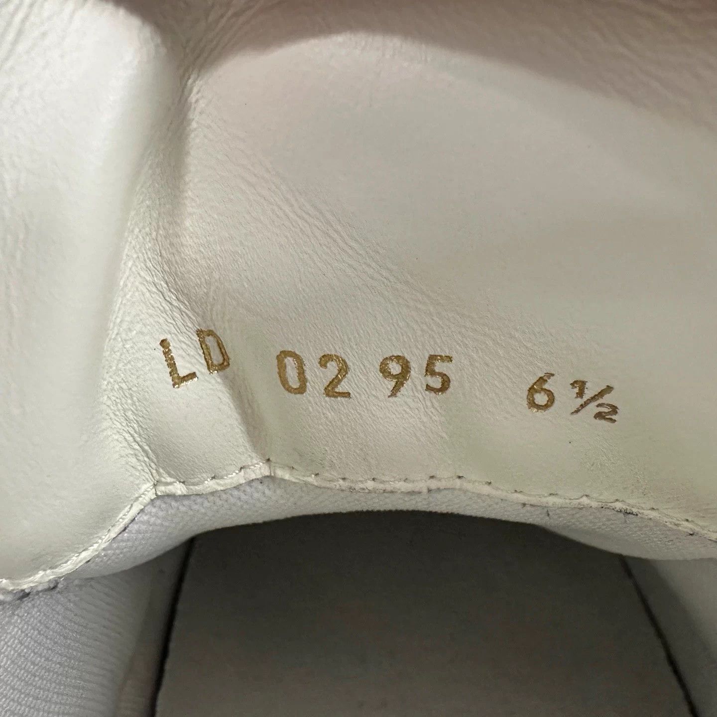 Louis Vuitton LV Louis Vuitton 25 NewSuede Low-Top Sneakers Brown 40.5 Size US 7 / EU 40 - 8 Thumbnail