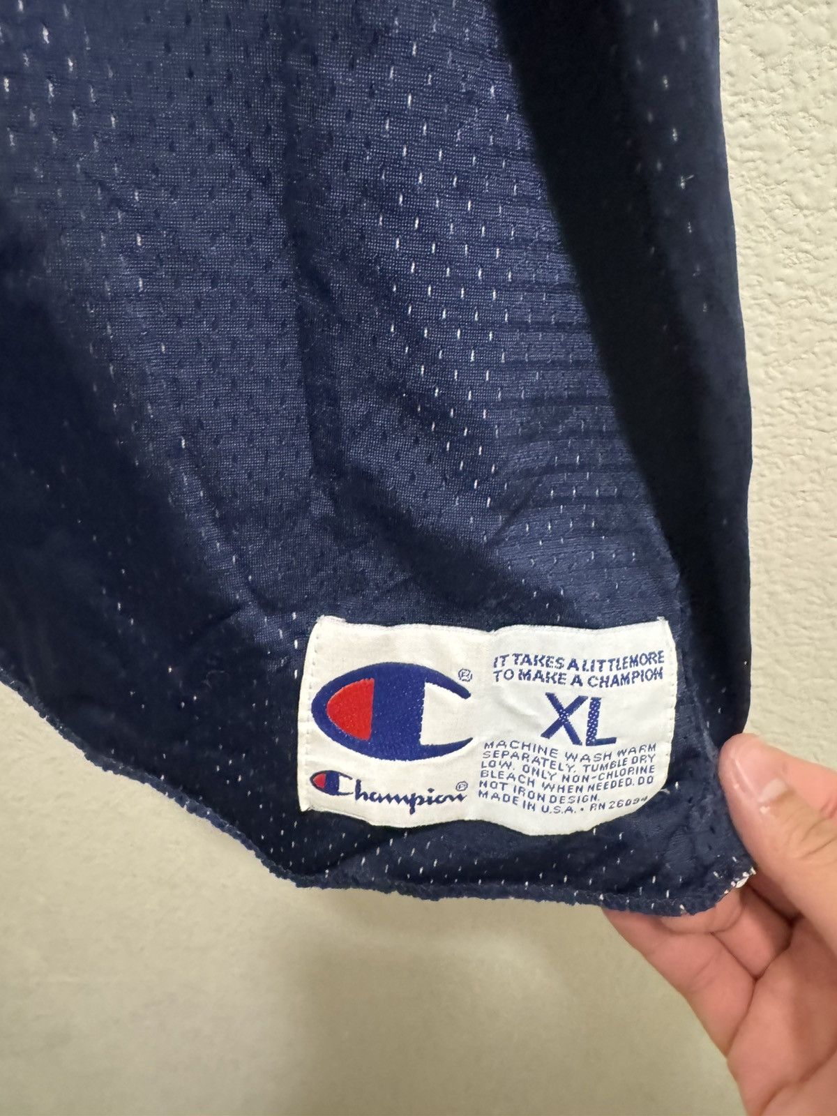 Vintage Vintage Champion USA Basketball jersey Size US XL / EU 56 / 4 - 3 Thumbnail