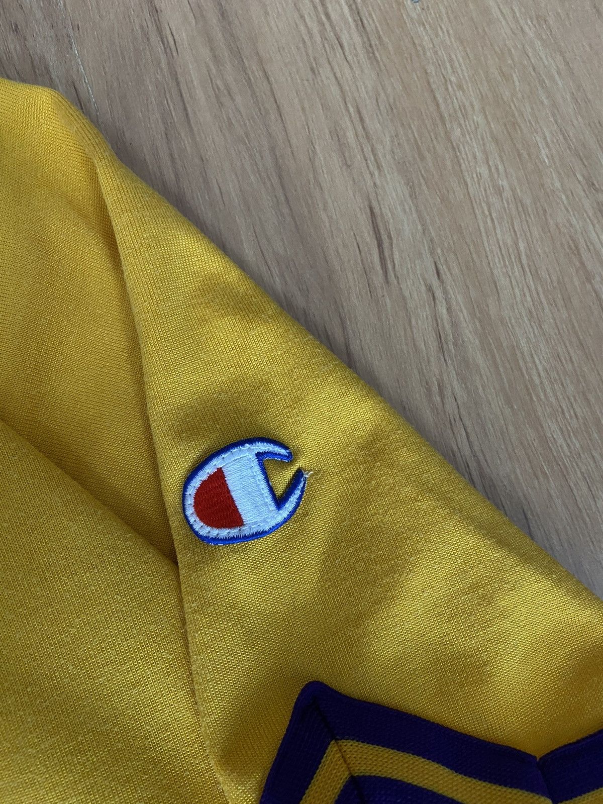 Champion Champion Los Angeles Lakers Yellow Basketball Jersey Shirt Size US XL / EU 56 / 4 - 6 Thumbnail
