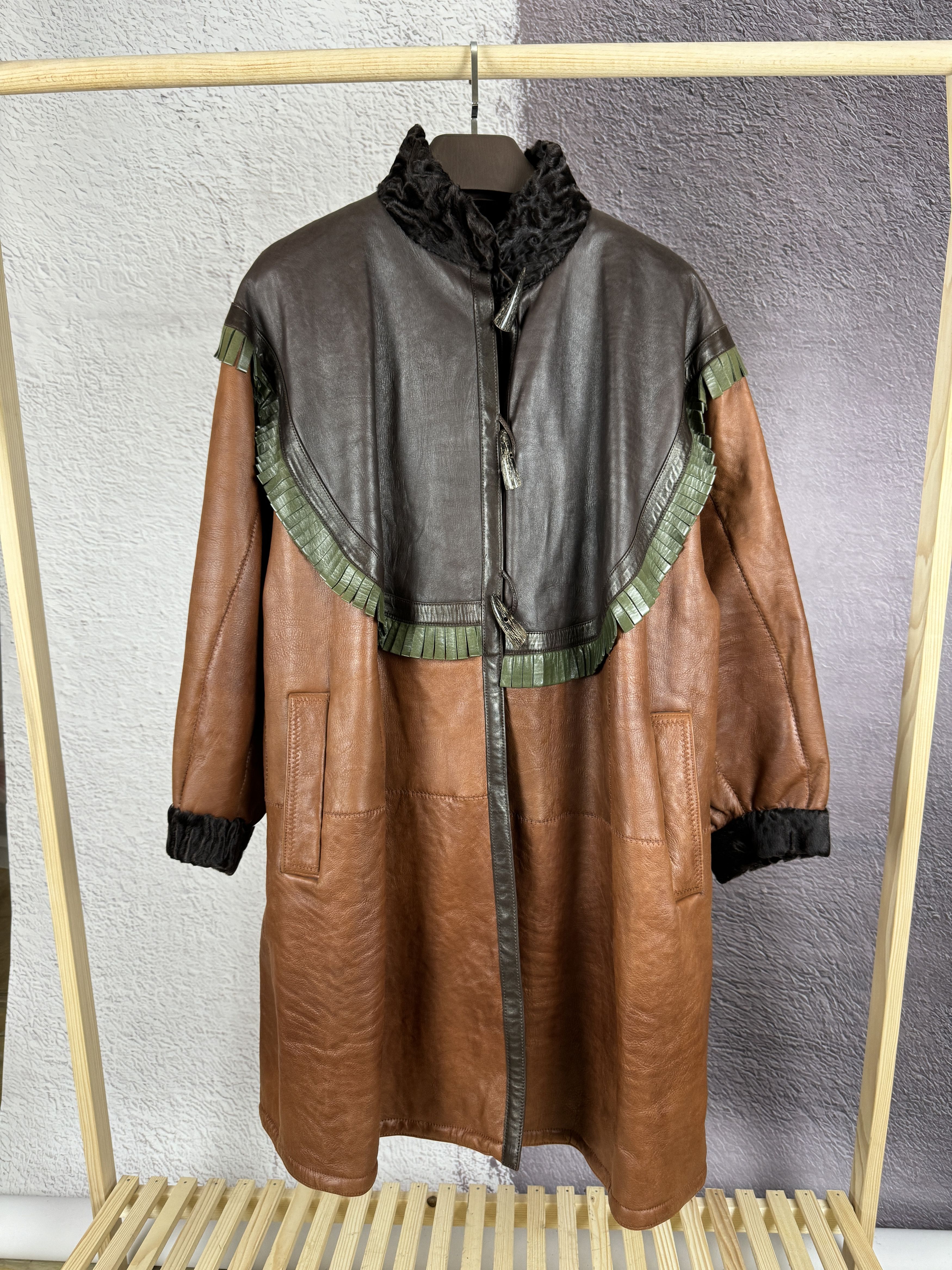Yves Saint Laurent Yves Saint Laurent fourrures vintage 80s leather fur coat Size M / US 6-8 / IT 42-44 - 2 Thumbnail