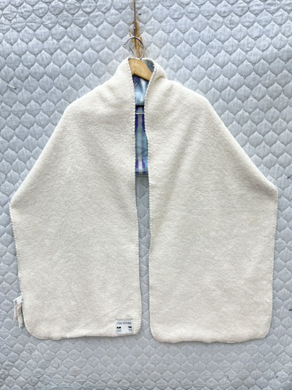 GU × Kim Jones 🔥🔥🔥STEALS KIM JONES NATIVE SCARF/MUFLER Size ONE SIZE - 2 Thumbnail
