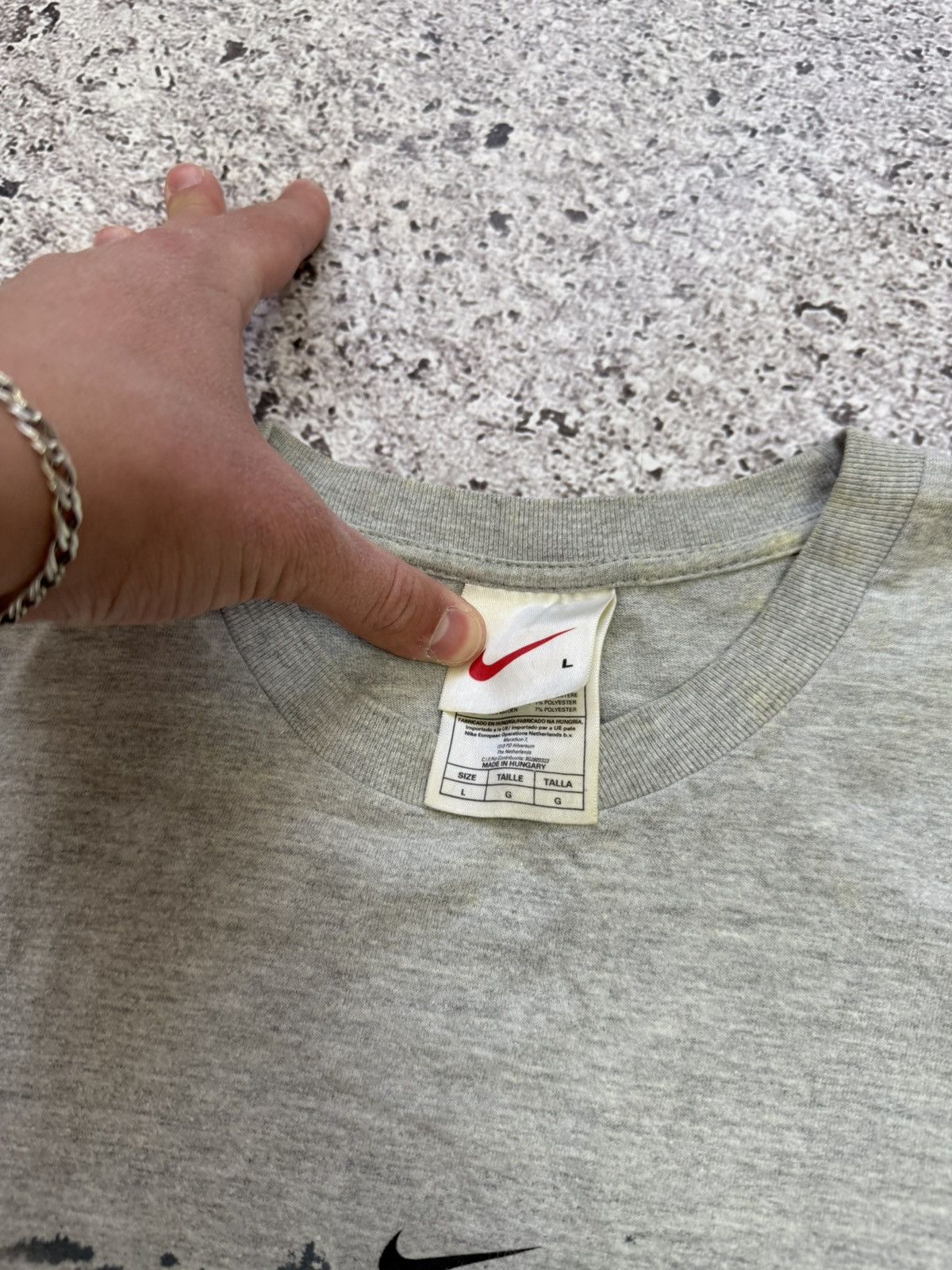 Nike × Vintage Vintage 2001 Nike Gan On Marathon Race Running T-shirt Size US L / EU 52-54 / 3 - 9 Thumbnail