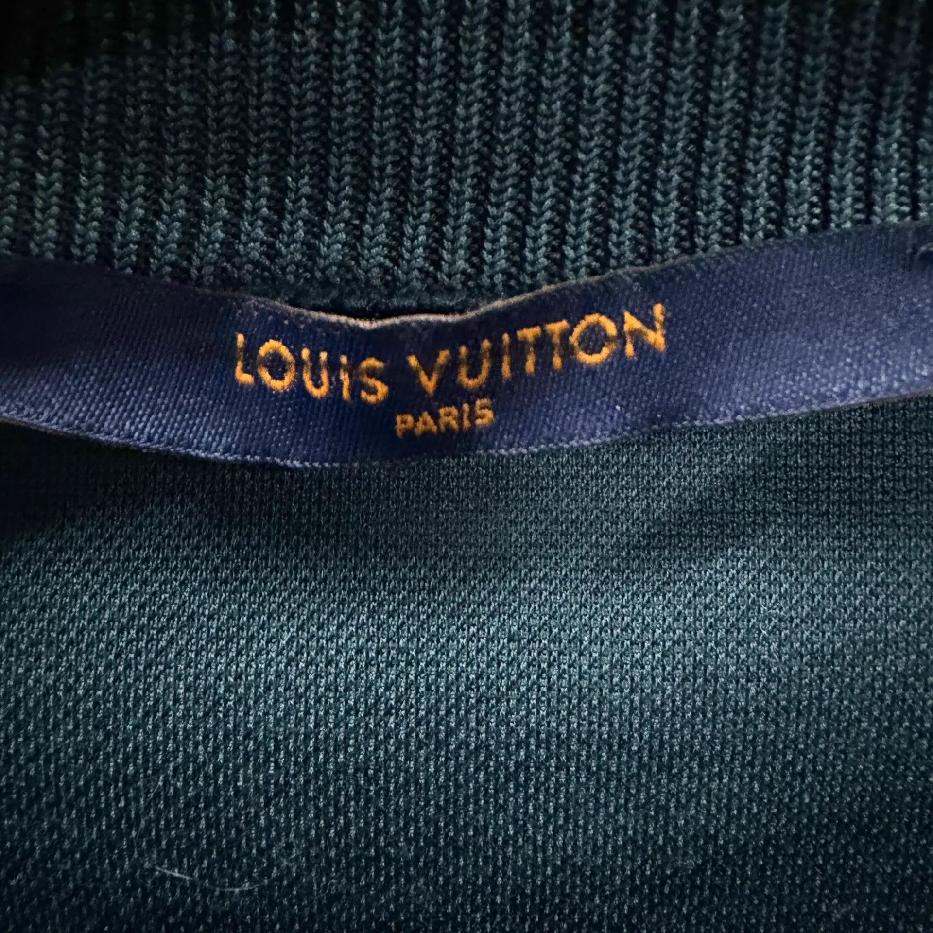 Louis Vuitton LV black pink neon all over print space cotton sweat L Size US L / EU 52-54 / 3 - 2 Thumbnail