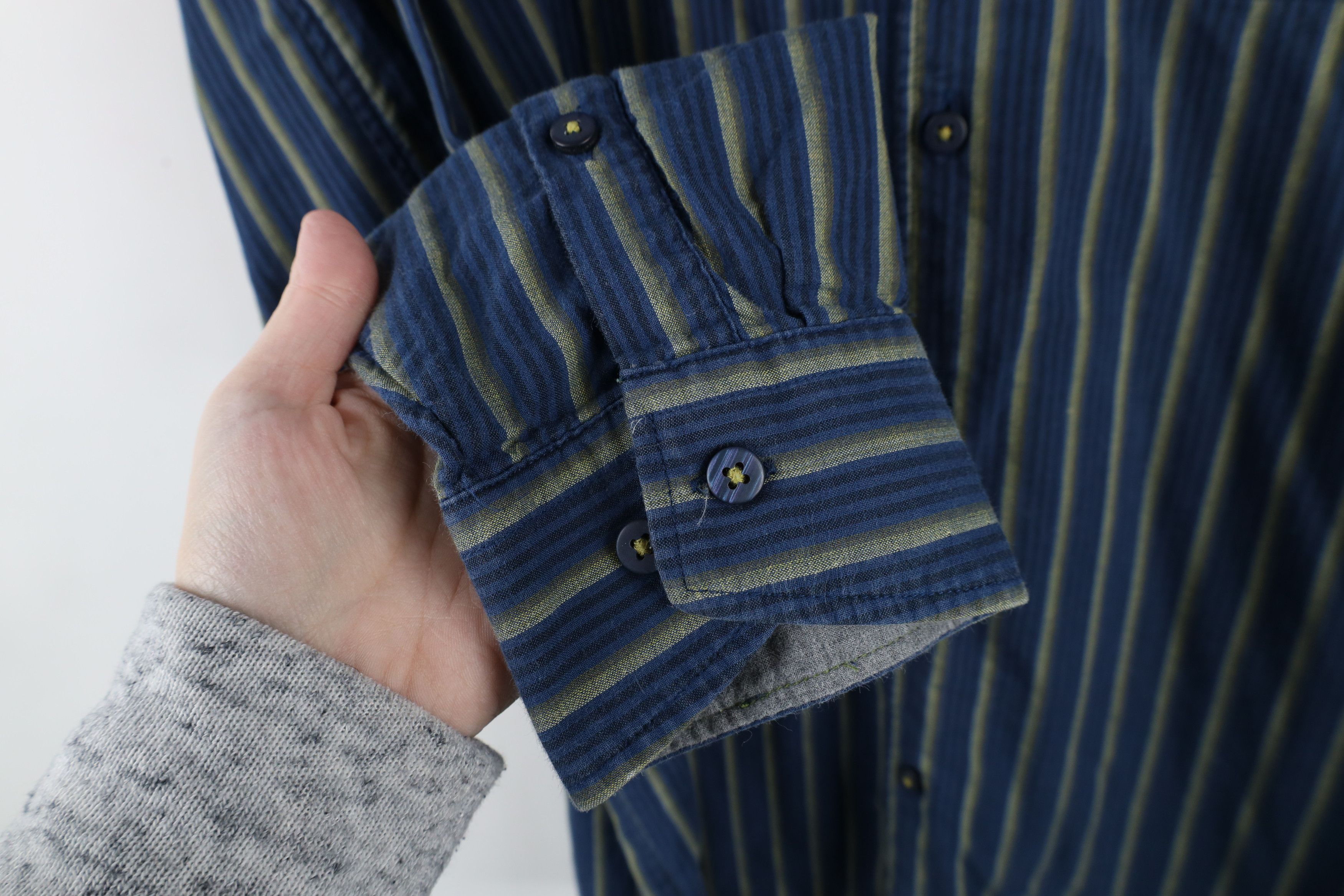Tommy Bahama × Vintage Vintage Tommy Bahama Blend Striped Collared Button Shirt Size US XL / EU 56 / 4 - 5 Thumbnail
