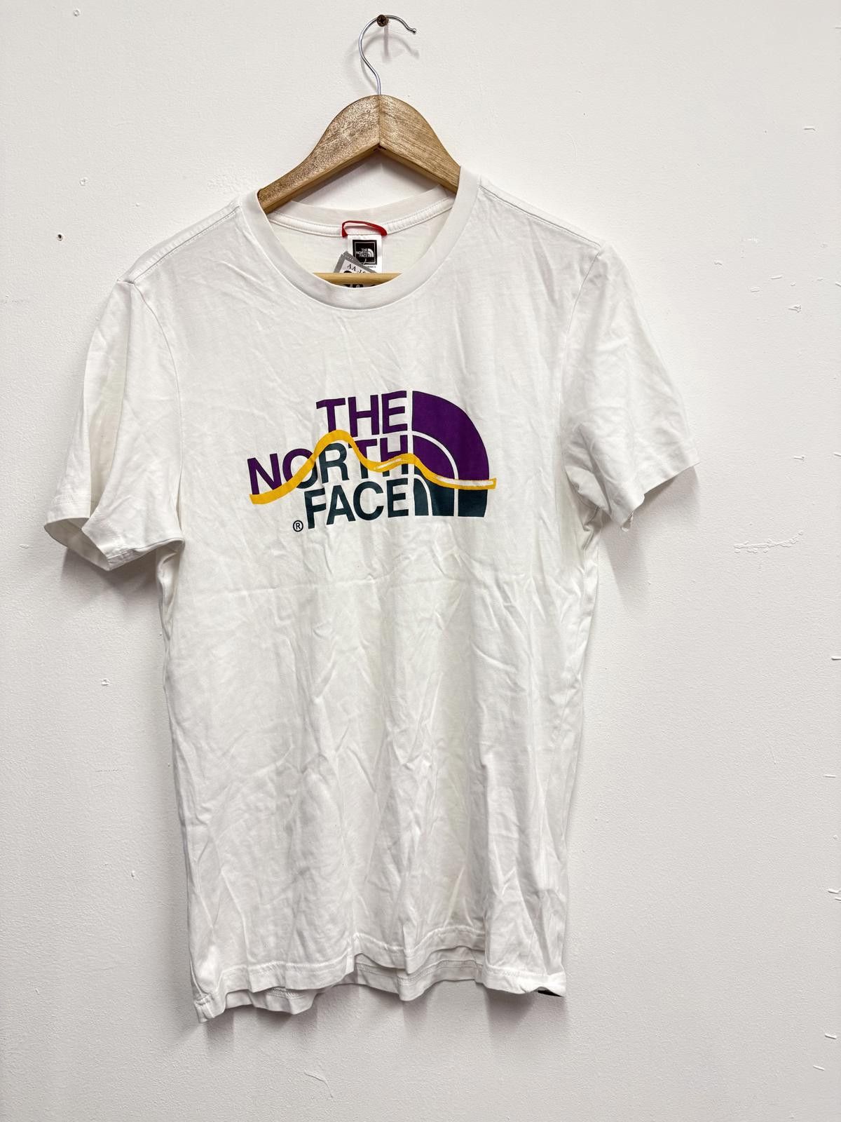 The North Face The North Face White Graphic Logo T-Shirt Size US S / EU 44-46 / 1 - 1 Thumbnail