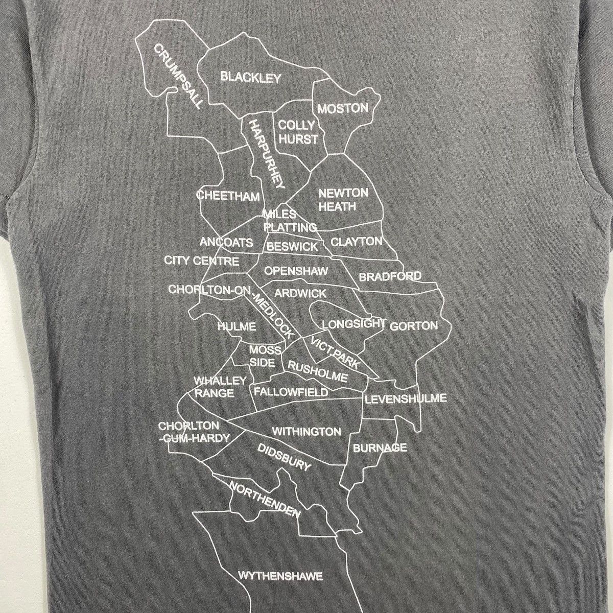 Band Tees Vintage 00s OASIS Manchestar Tour Graphic Tee Shirt Small Size US S / EU 44-46 / 1 - 2 Thumbnail