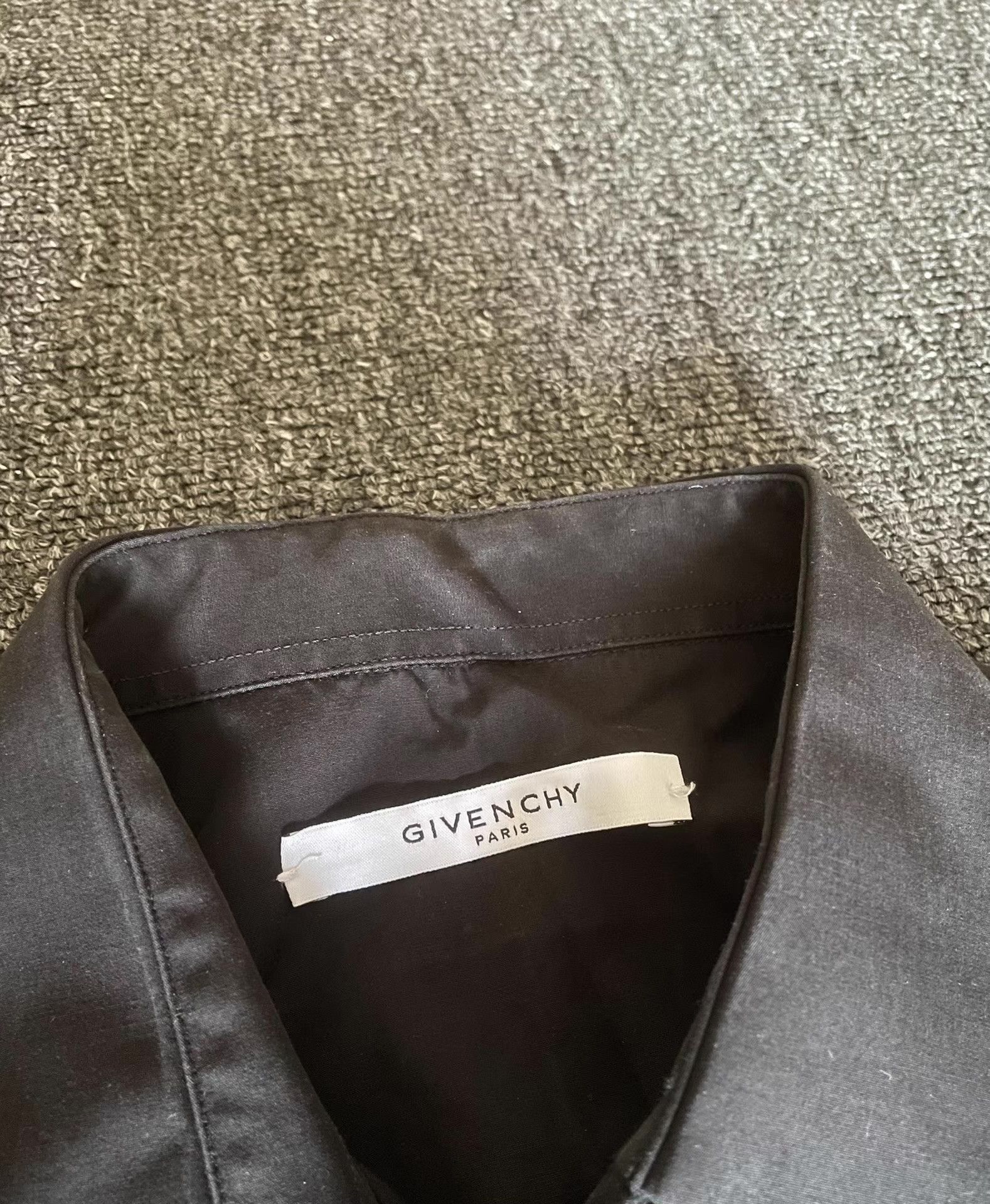 Givenchy Givenchy shark shirt Q4 Size US M / EU 48-50 / 2 - 3 Thumbnail