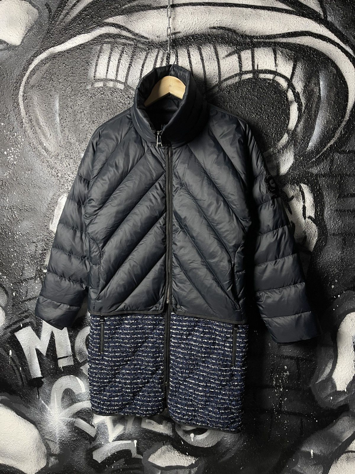 Karl Lagerfeld Karl Lagerfeld Down Coat Jacket Women’s Size EU 32 Size XS / US 0-2 / IT 36-38 - 3 Thumbnail