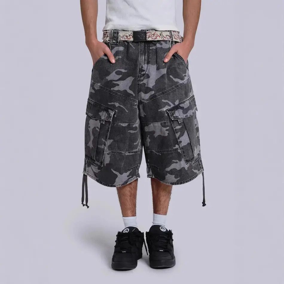 Japanese Brand Retro hip-hop camouflage printed denim shorts Size US 32 / EU 48 - 1 Thumbnail