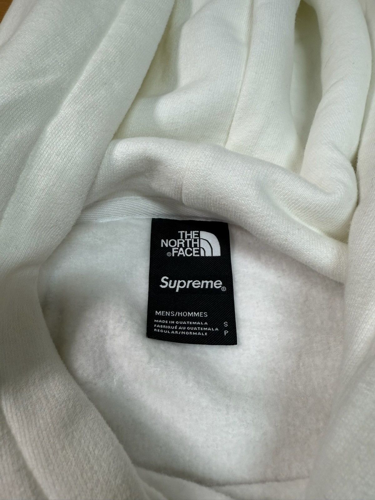 Supreme × The North Face Supreme x The North Face Lenticular Hoodie White Small FW21 Size US S / EU 44-46 / 1 - 5 Thumbnail