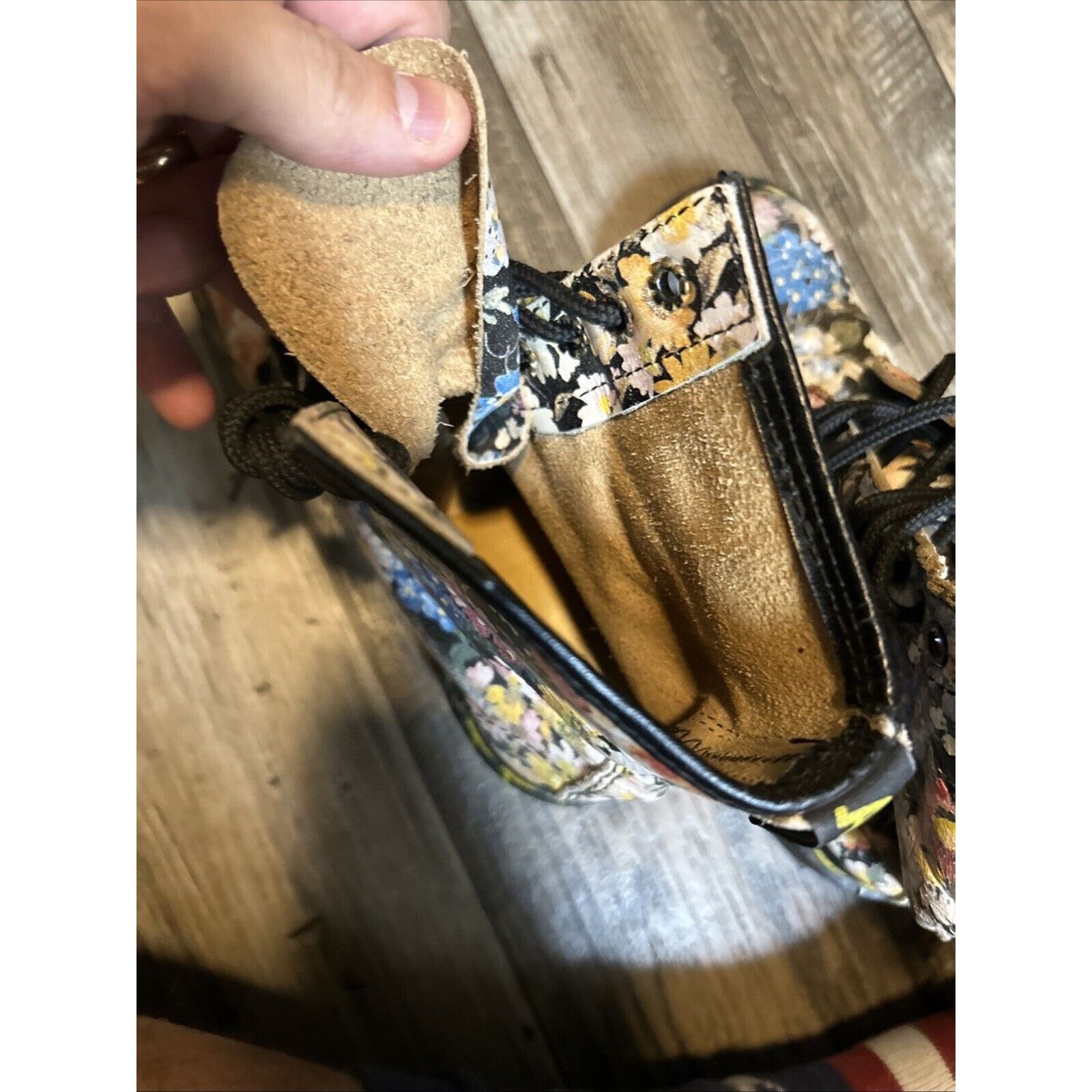 Dr. Martens RARE VTG Dr. Martens Dark Floral Lace Up Eyelet Boot Women Size US 5 / IT 35 - 11 Thumbnail