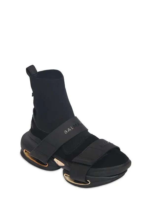 o1w1db10624 Sneakers in Black