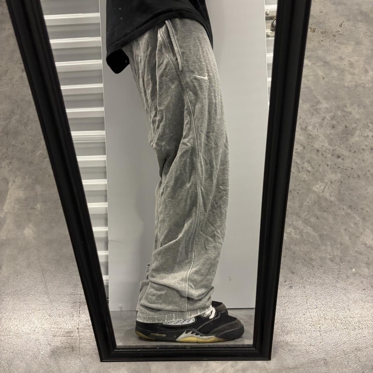 Nike × Vintage Crazy Vintage Y2K/2000s Baggy Faded Light Grey Nike Skater Essential Sweatpants! Size US 34 / EU 50 - 1 Thumbnail