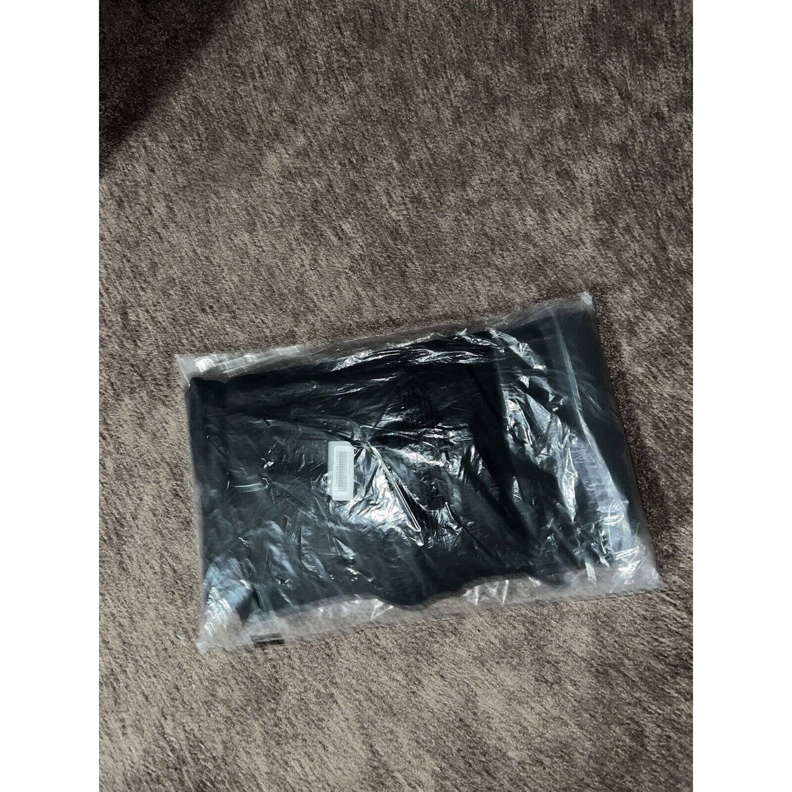 Supreme Supreme Mf Doom Black Hoodie Size Medium Mens In hand! Size US M / EU 48-50 / 2 - 3 Thumbnail