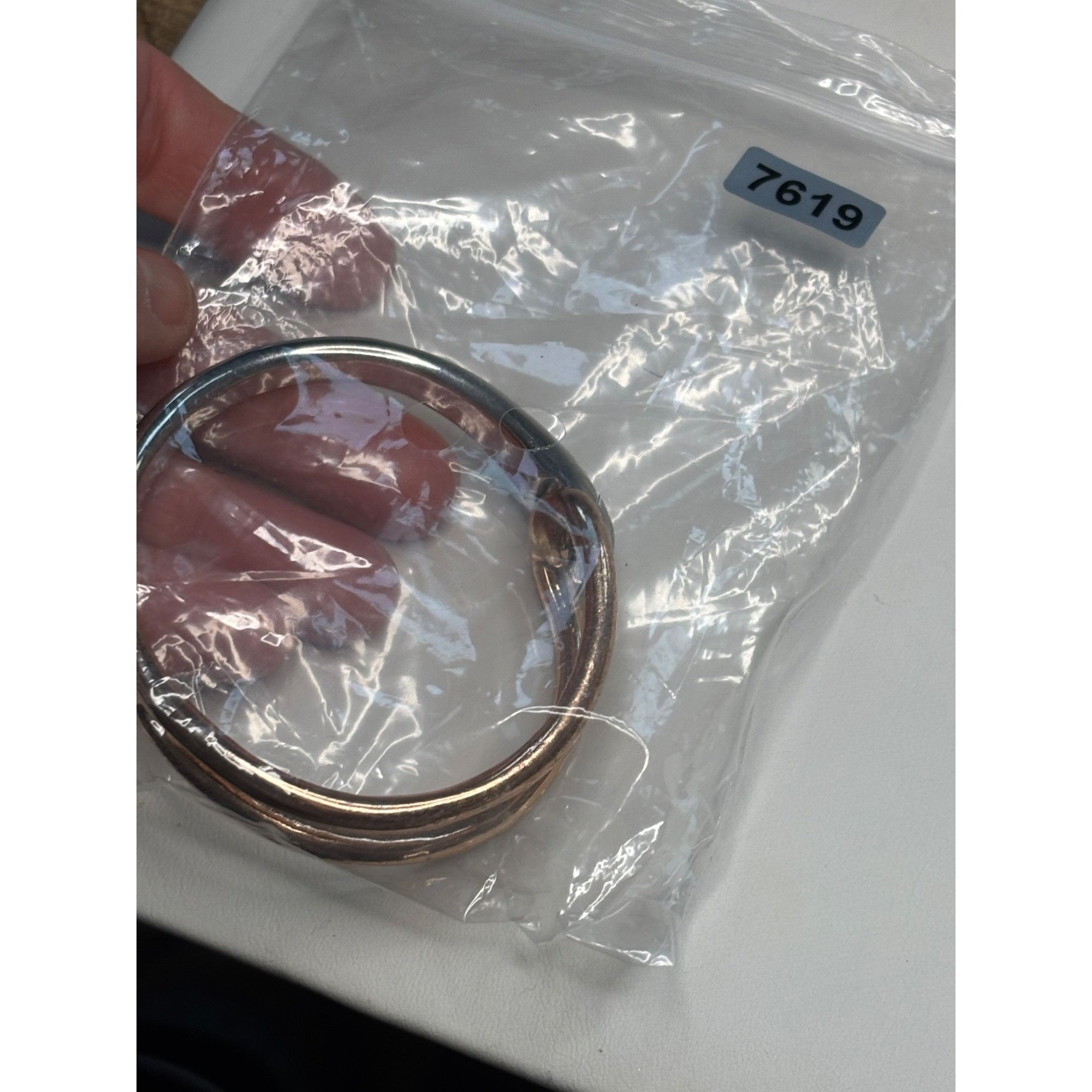 Kenneth Cole Kenneth Cole Silver & Rose Gold-Tone Hinged Oval Bangle Brac Size ONE SIZE - 12 Thumbnail
