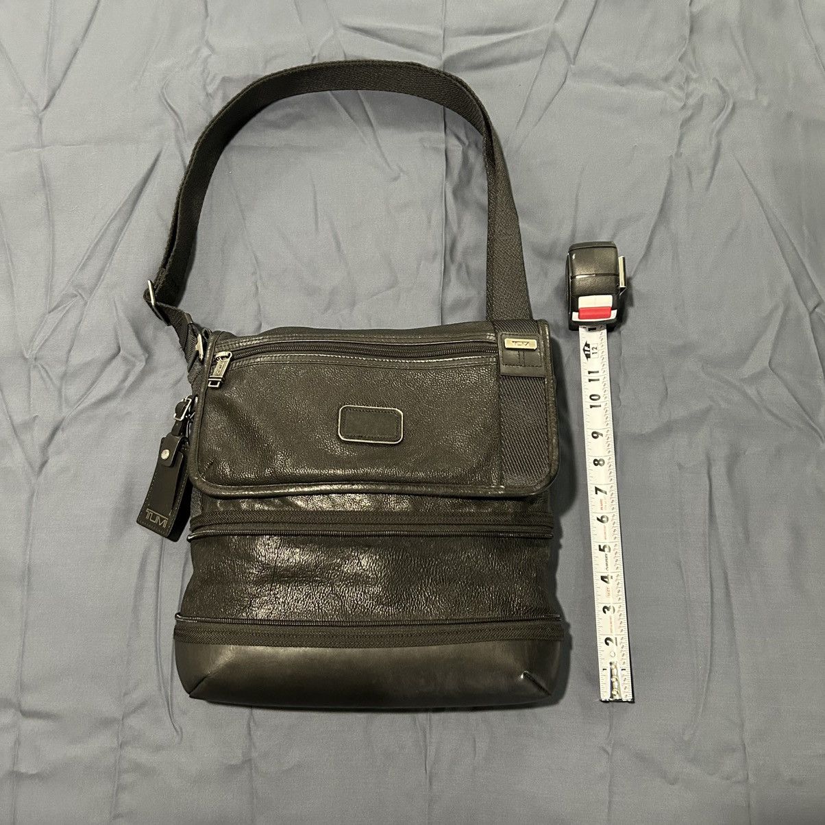 Tumi Tumi All Leather Alpha Bravo Beale Mini Messenger Size ONE SIZE - 4 Thumbnail