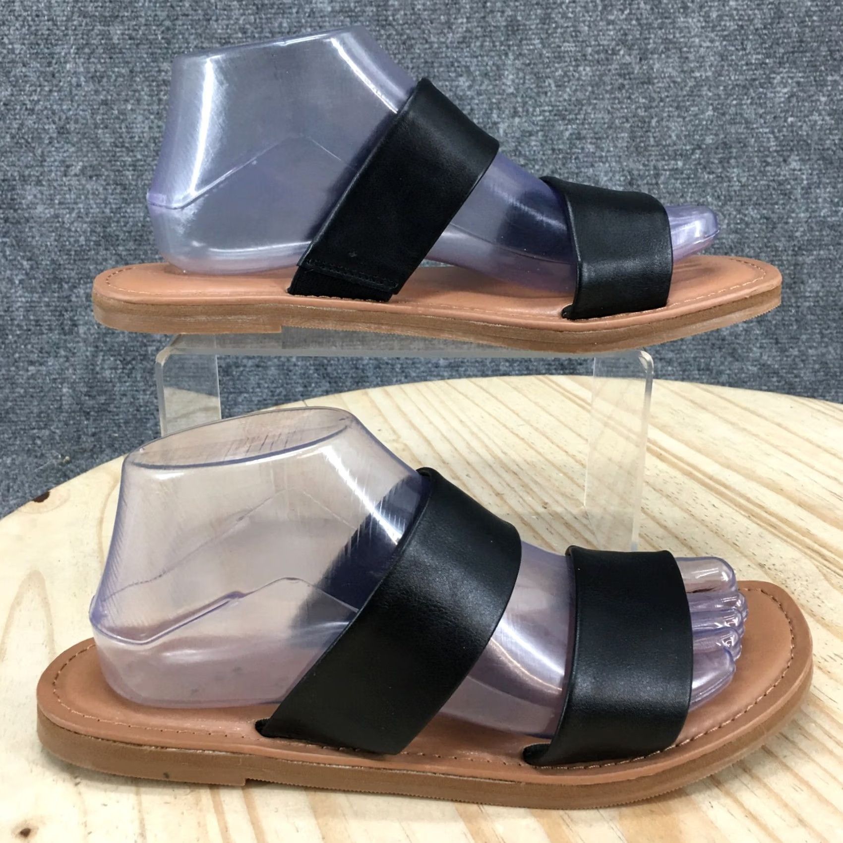 Vintage Universal Thread Sandals Womens 9 Slide Black Faux Leather Slip On Double Strap Size US 9 / IT 39 - 2 Thumbnail
