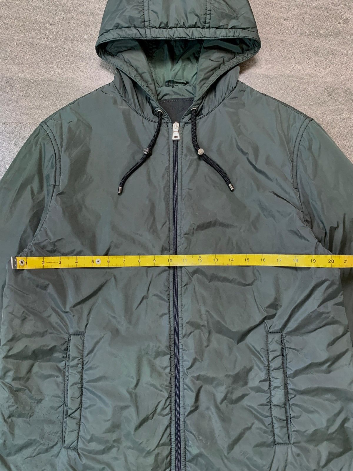 Prada FREE TAX! 2000s Dark Green Light Nylon Jacket Size US S / EU 44-46 / 1 - 16 Thumbnail