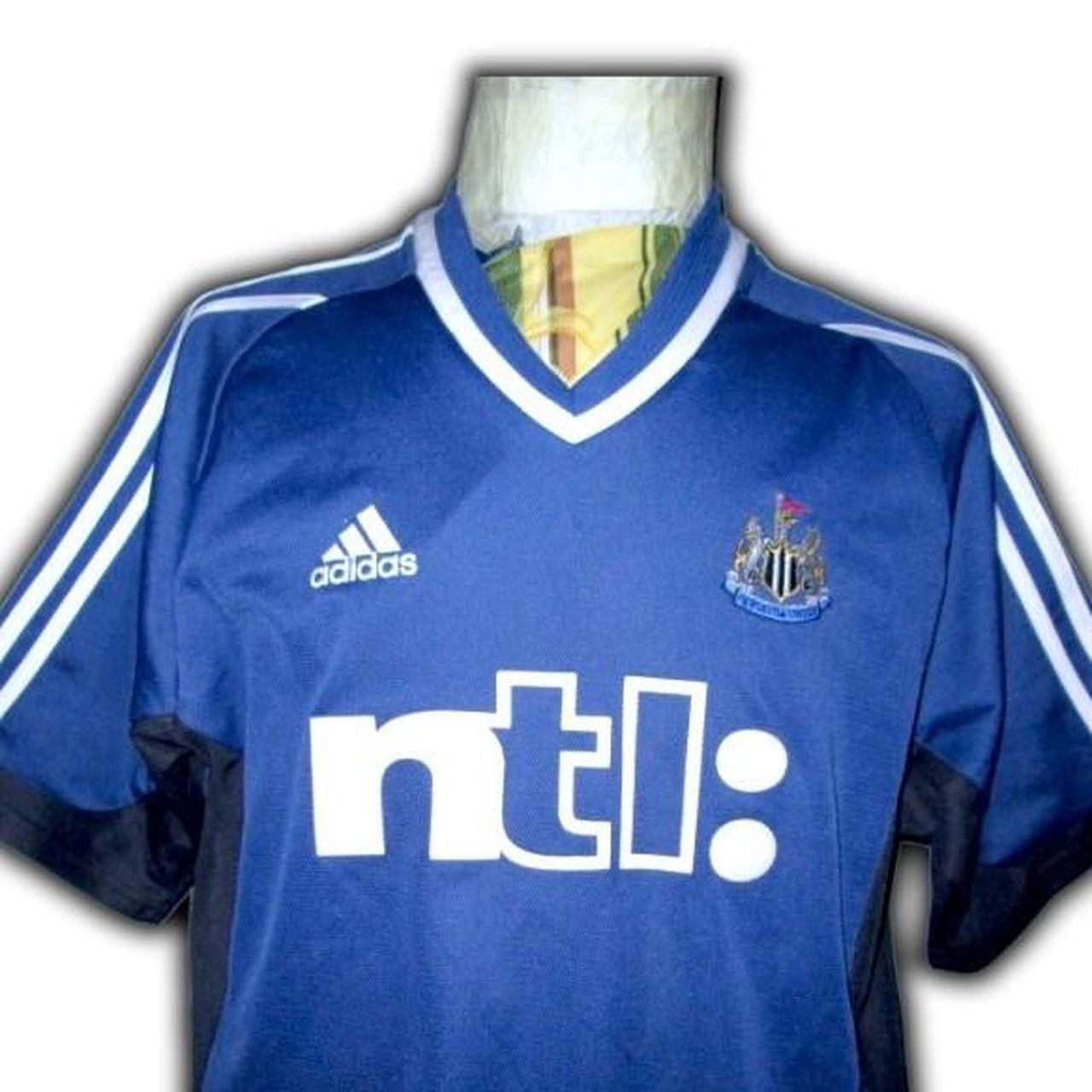 Adidas Fc Newcastle United 2001 2002 Away shirt jersey Size US M / EU 48-50 / 2 - 1 Thumbnail
