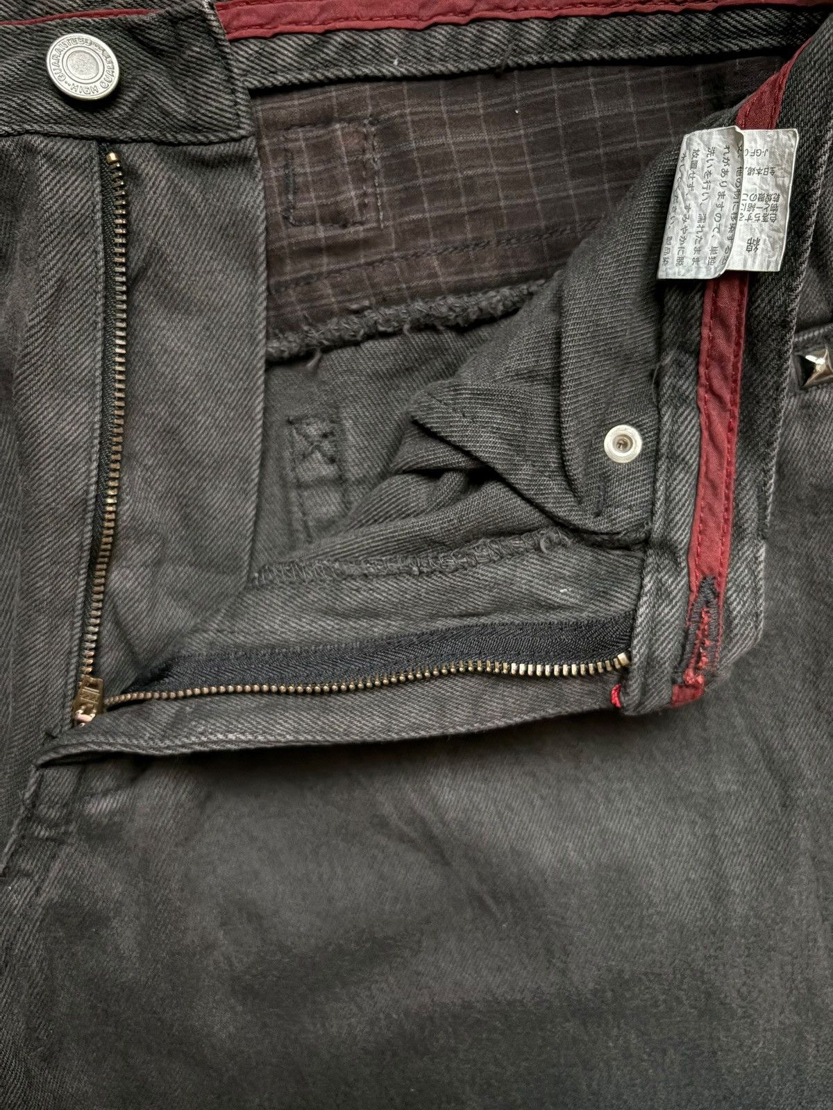 Japanese Brand Vintage Japanese Brand Studded Buckle Back Loose Jeans Size US 31 - 9 Thumbnail