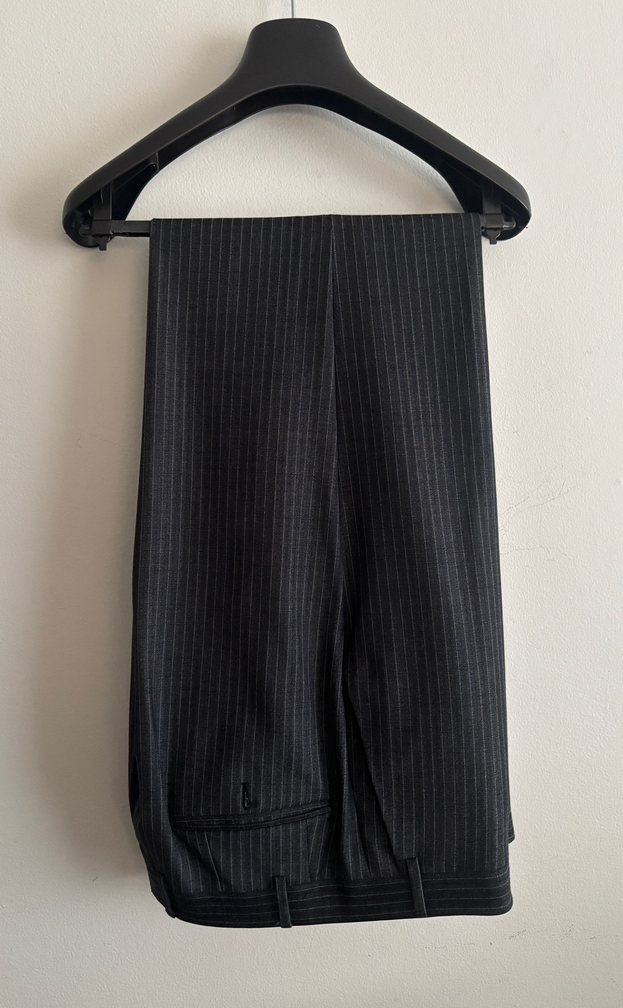 Canali $2100 Charcoal Grey Pinstripe Wool Suit -- 44 Pants 36 Size 44R - 9 Thumbnail