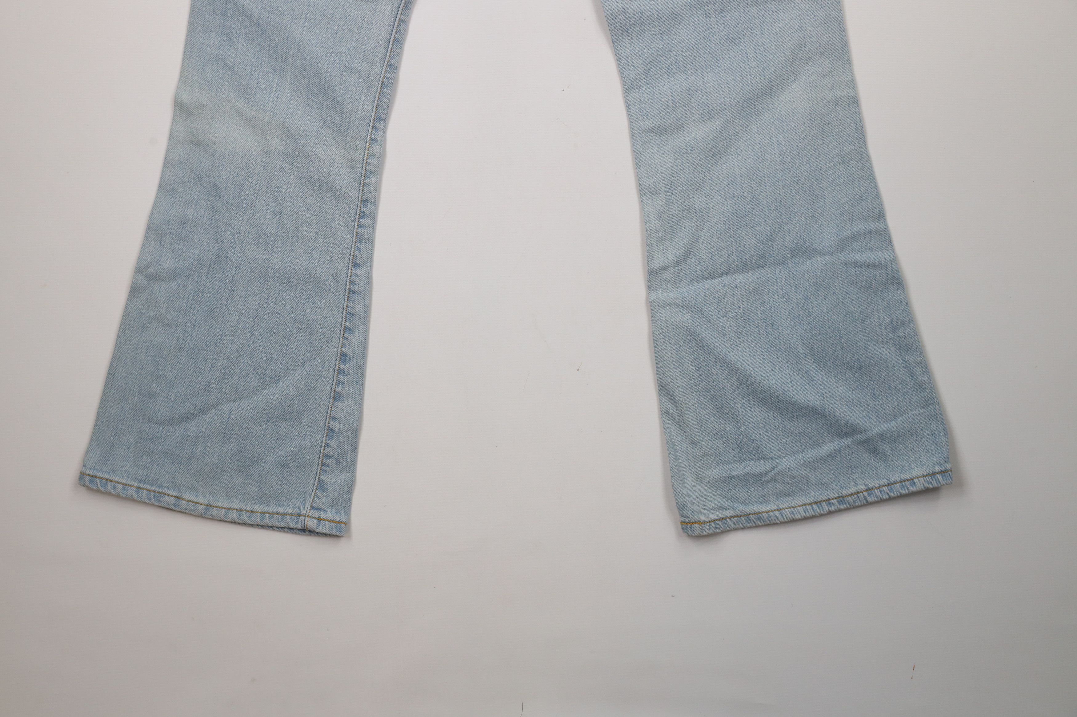 Levi's × Vintage Vintage Y2K 2005 Levis 519 Babydoll Low Rise Flared Jeans Size 30" / US 8 / IT 44 - 13 Thumbnail