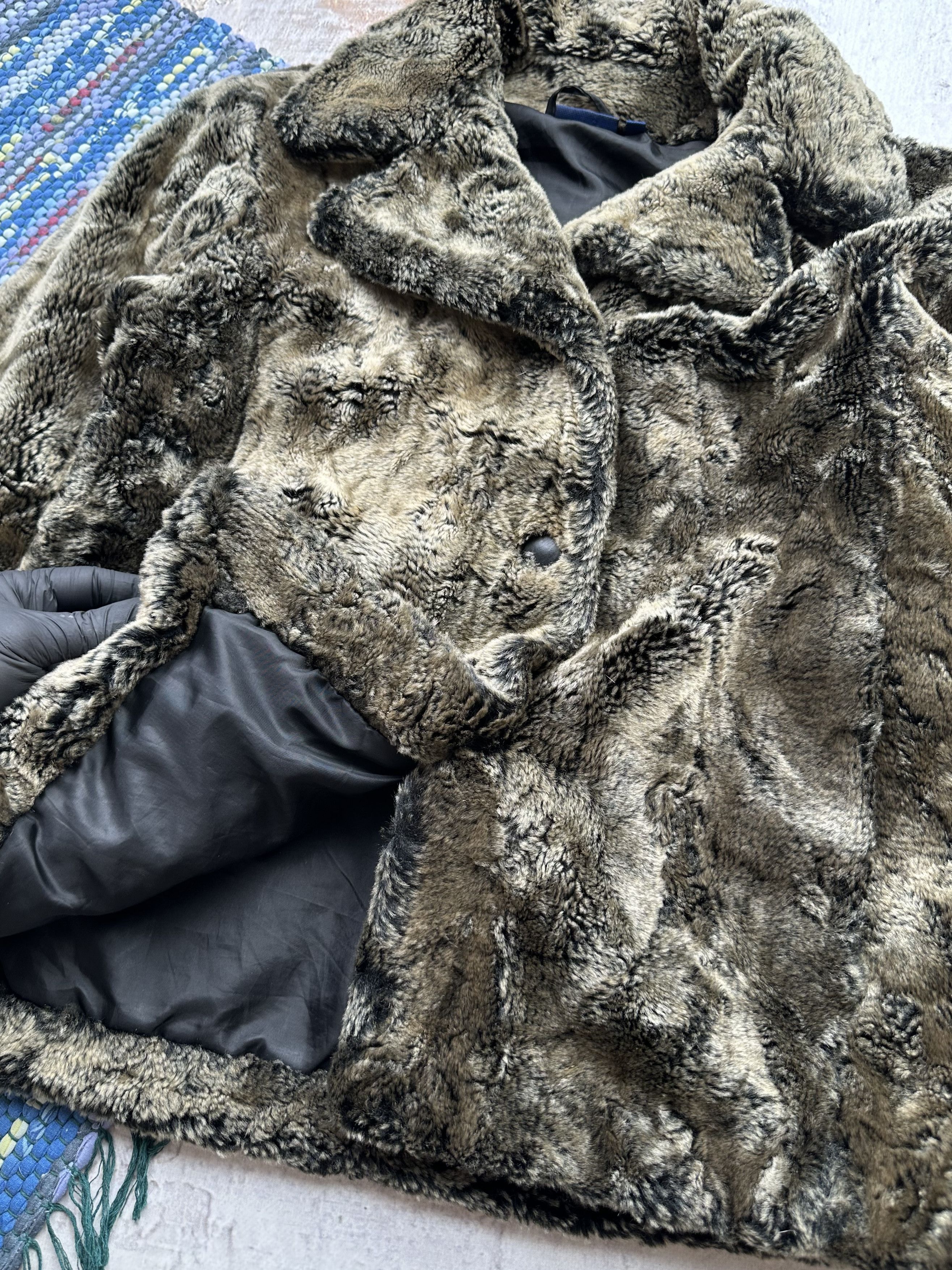 Vintage Vintage Faux Fur Coat A135D15(403) Size M / US 6-8 / IT 42-44 - 4 Thumbnail