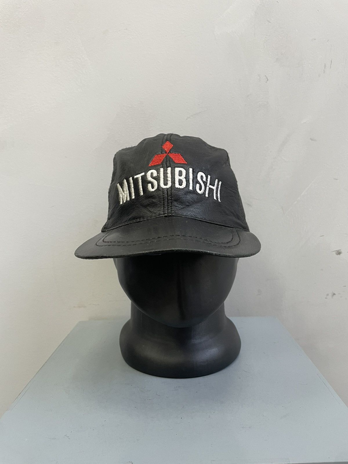 Tribal Streetwear Vintage retro MITsubishi trucker hat cap leather Size ONE SIZE - 1 Thumbnail