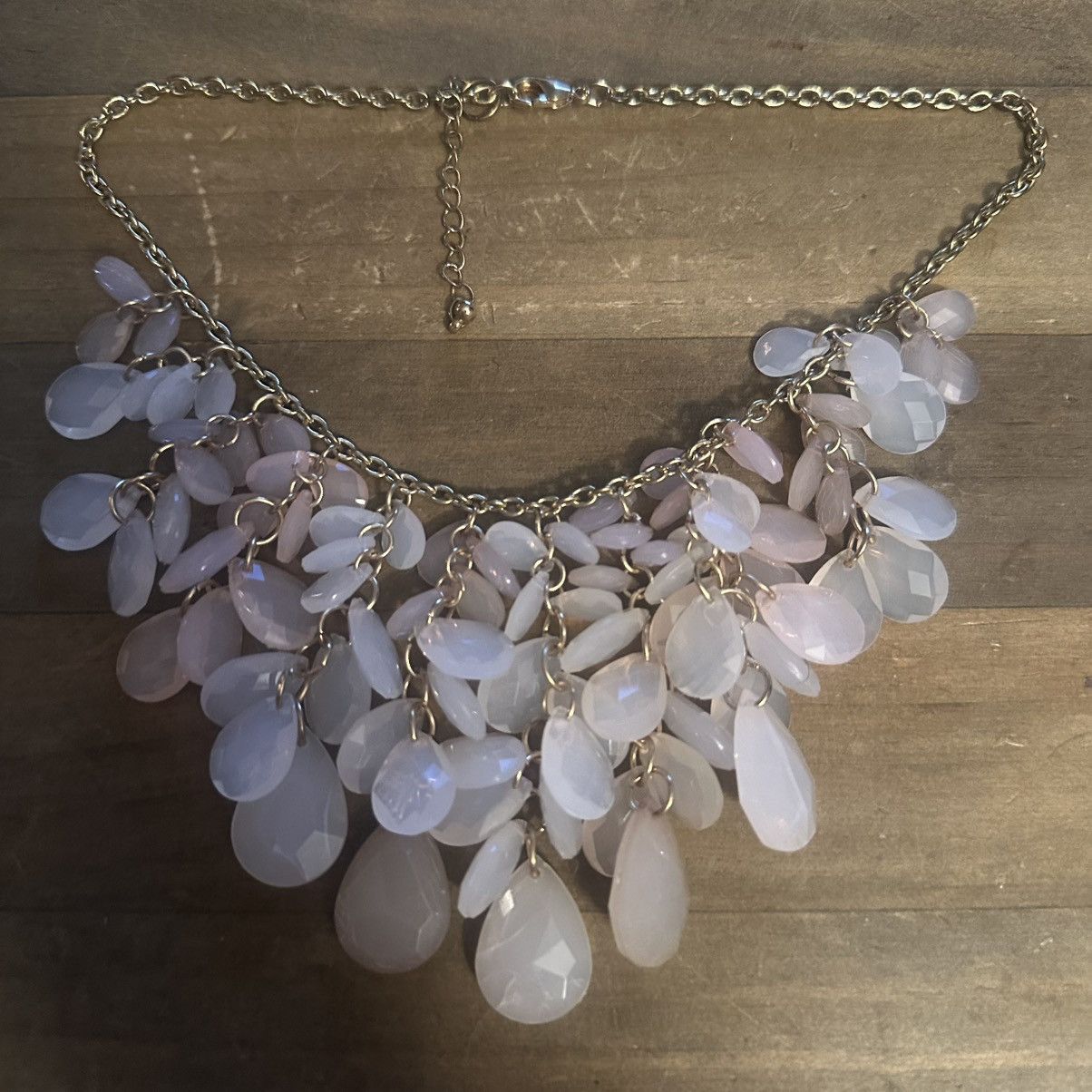 Other Gold tone teardrop cluster bib necklace Size ONE SIZE - 2 Thumbnail