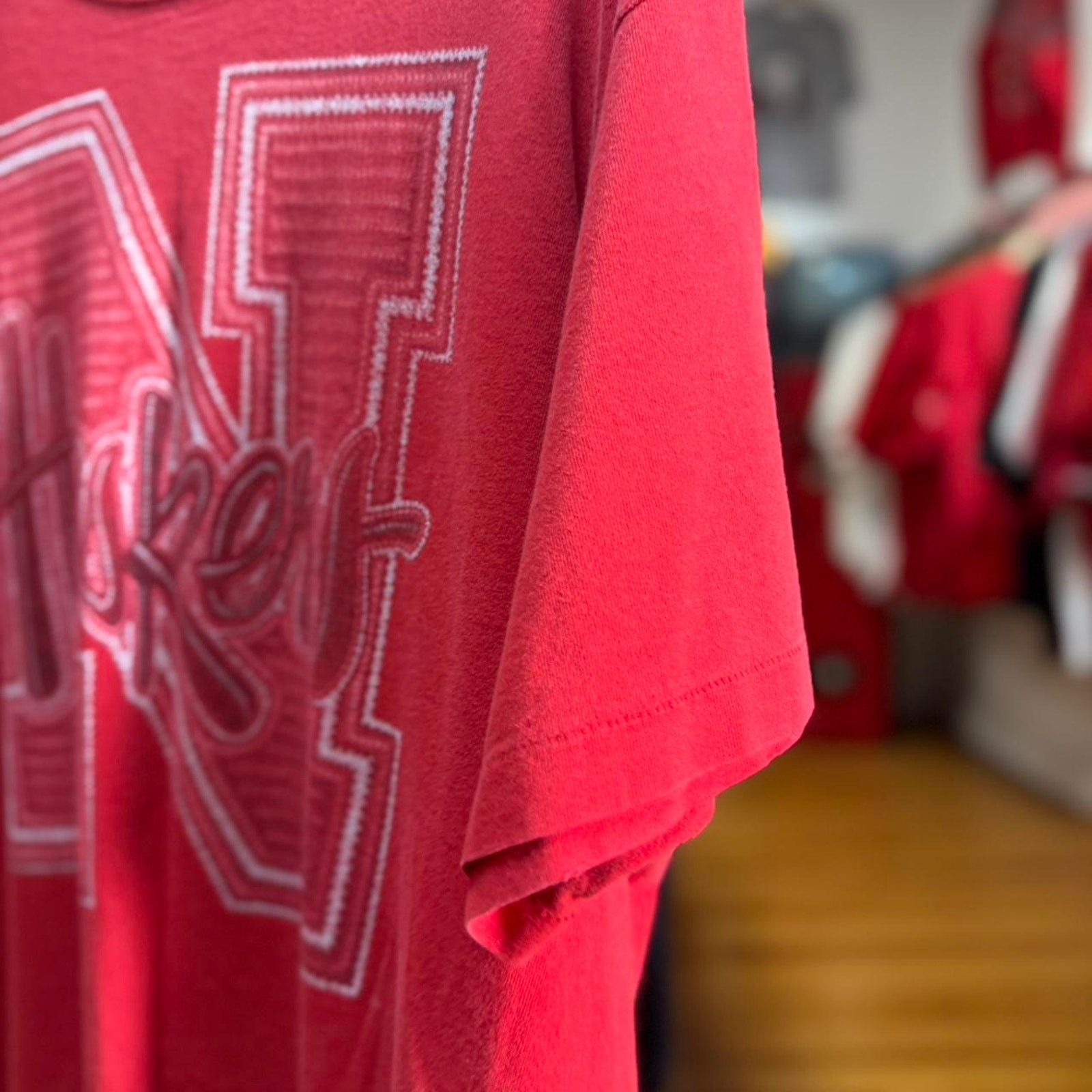 Vintage Vintage 90s Nebraska Huskers Football T-Shirt Size US XL / EU 56 / 4 - 5 Thumbnail