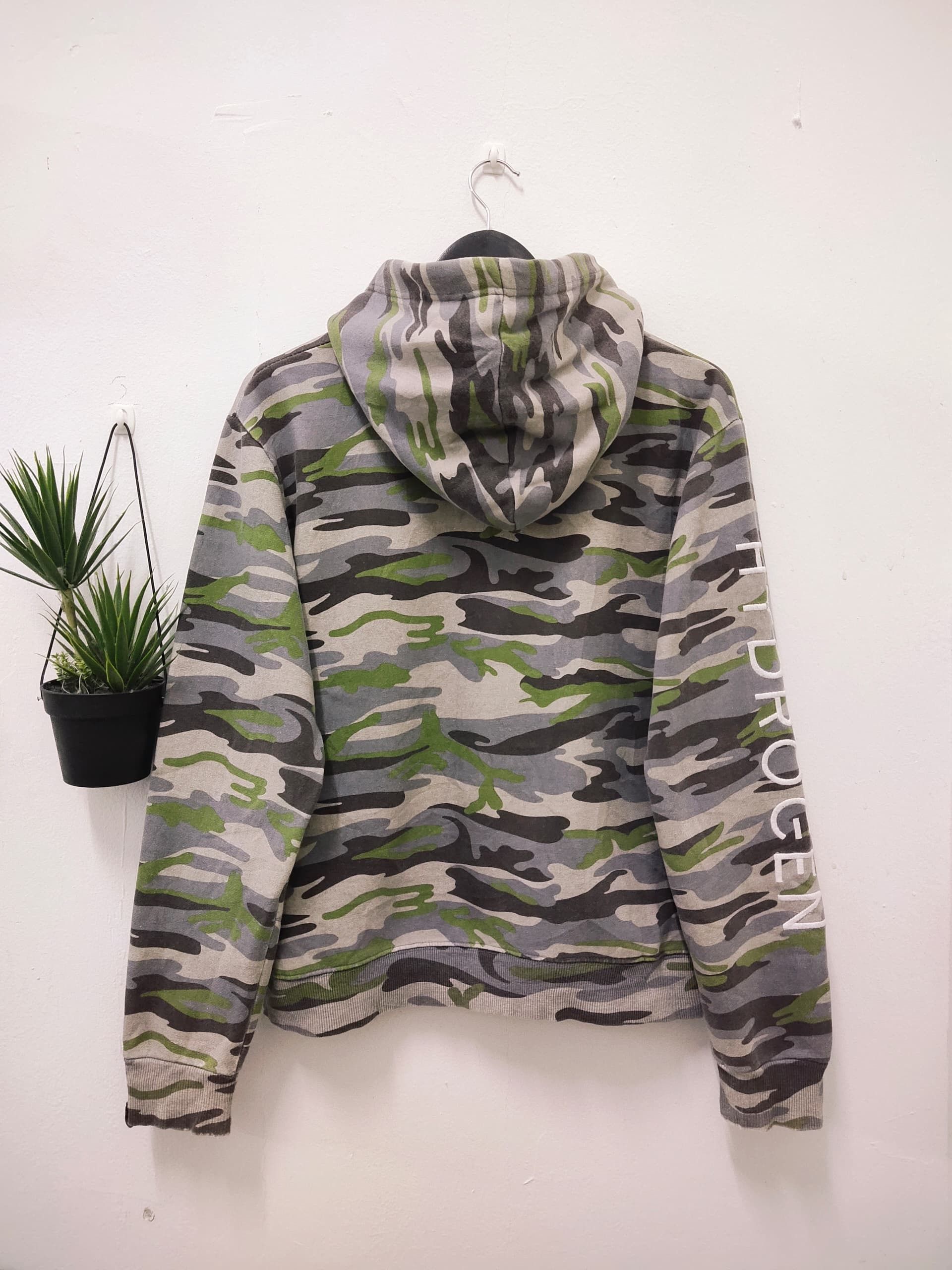 HYDROGEN Hydrogen Hoodie Camo army design streetwear ziper Size US L / EU 52-54 / 3 - 8 Thumbnail