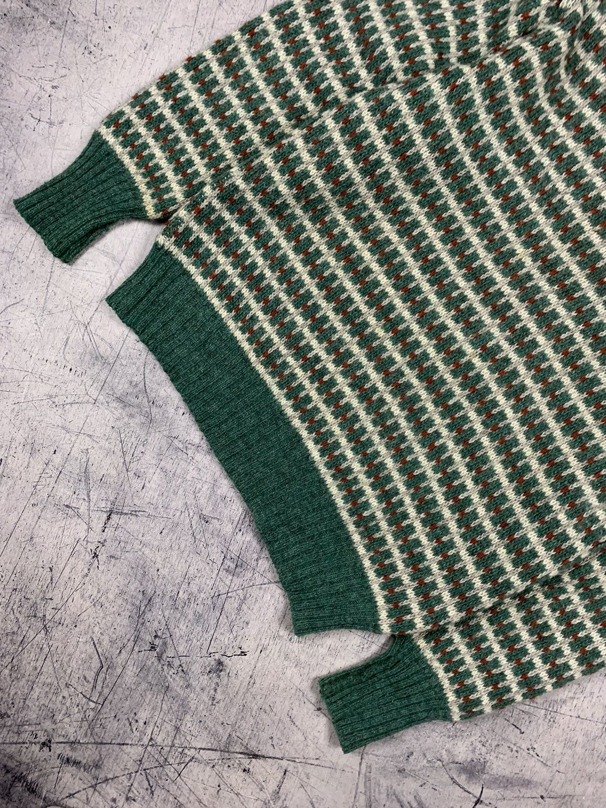 Vintage Vintage Rare Made In Norway Knitted Sweater Wool 90s Size US L / EU 52-54 / 3 - 3 Thumbnail