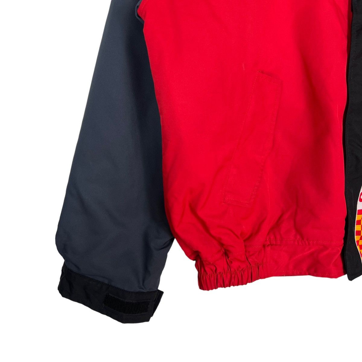 Ferrari × Sports Specialties 🔥 VINTAGE SHELL FERRARI JACKET Size US L / EU 52-54 / 3 - 8 Thumbnail