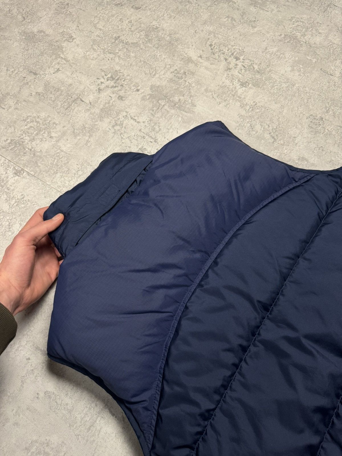 Nike Vintage Nike Y2K Puffer Down Vest Size S Size US S / EU 44-46 / 1 - 10 Thumbnail