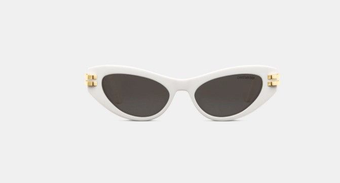 Dior o1w1db11124 Size: OS / Butterfly Sunglasses in White Size ONE SIZE - 1 Thumbnail