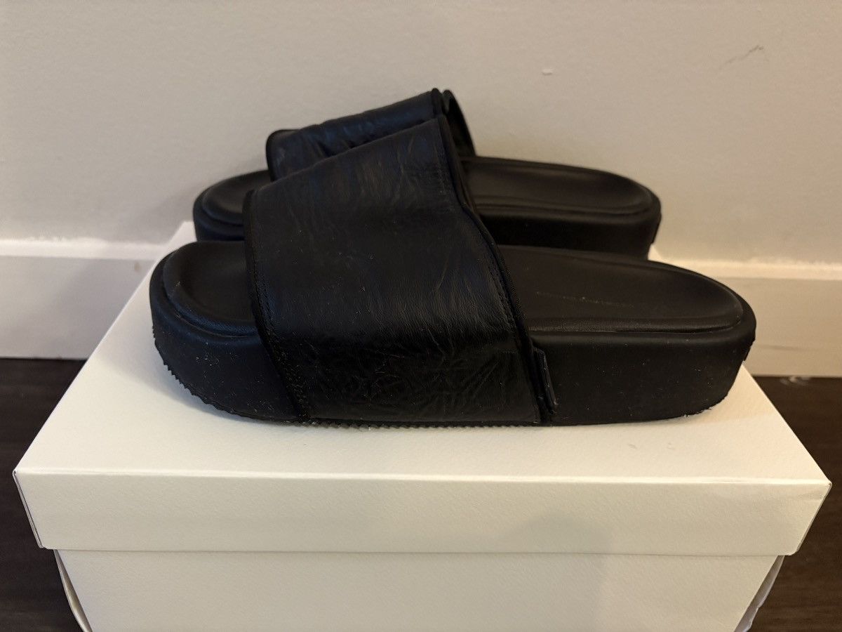 Y-3 Y-3 New Slide Size US 9 / EU 42 - 3 Thumbnail