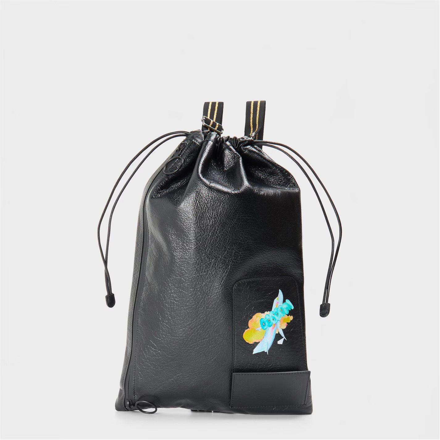 o1g2r1mq0326 Size: OS / Backpack in Black