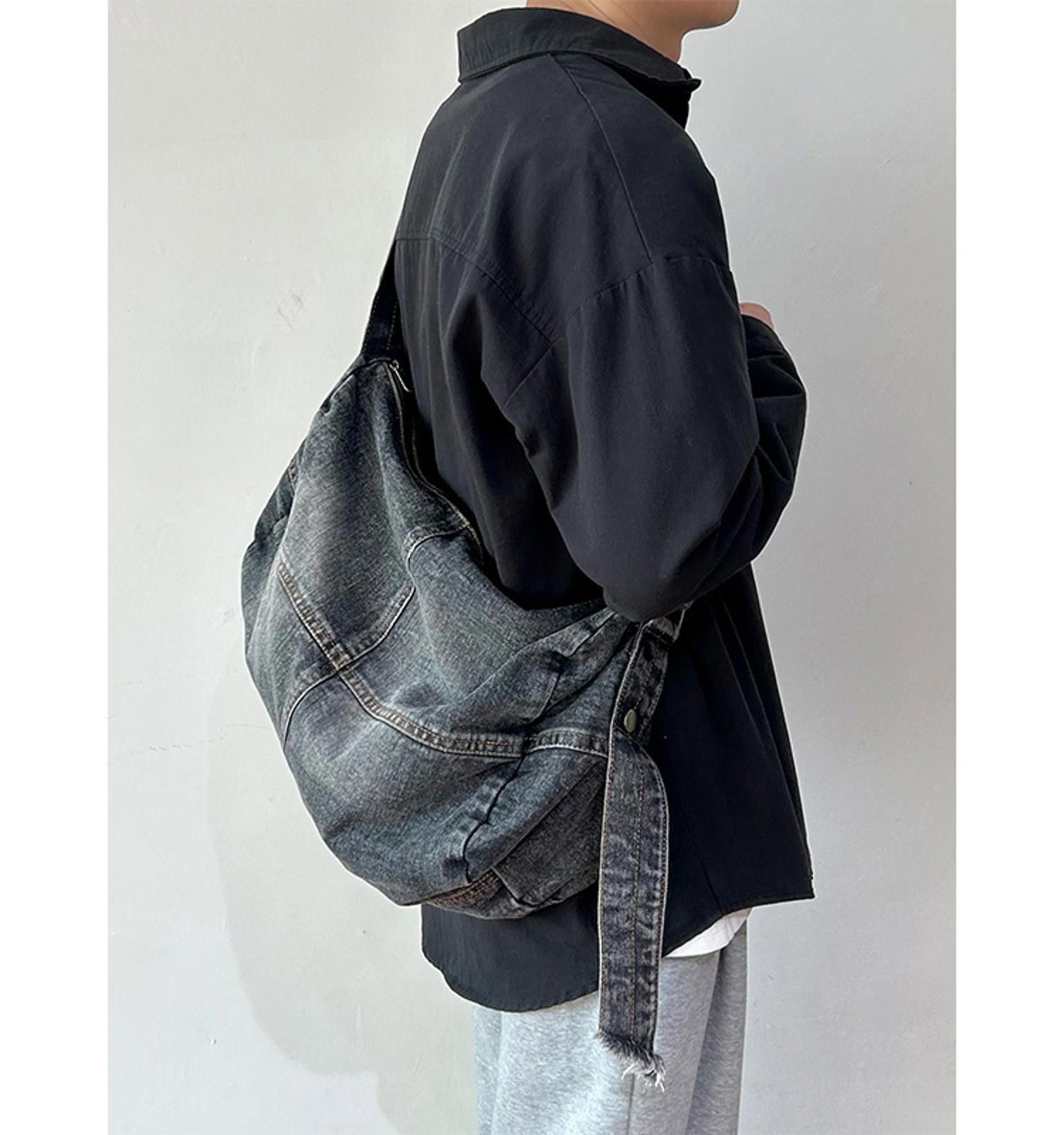Jean Trendy Slouchy Denim Crossbody Bag Size ONE SIZE - 2 Thumbnail