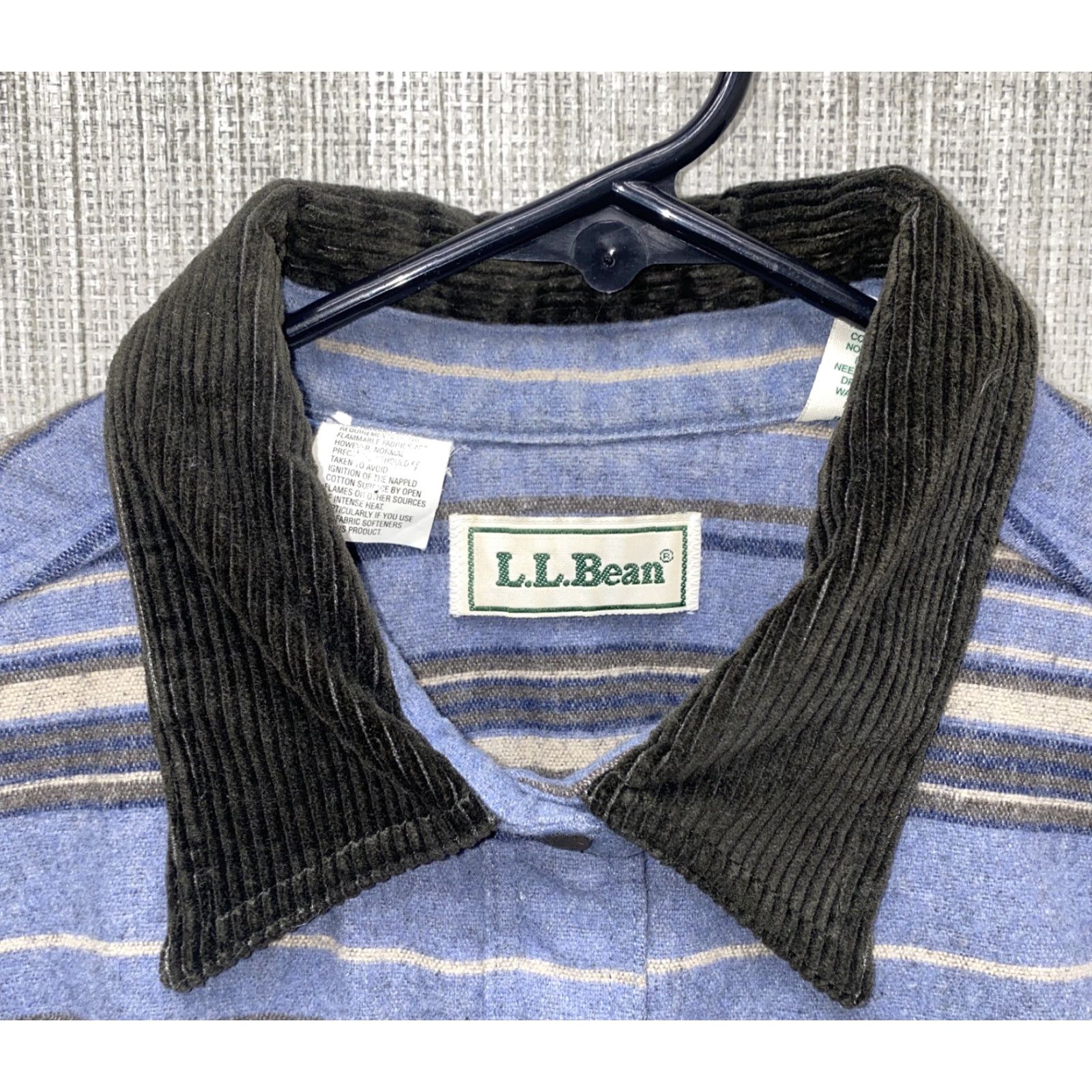 Vintage L.L. Bean Women’s Blue Striped Long Sleeve Snap Button Front Shirt Size M Regular Fit Button-Up Collared Cotton 100% New? Size M / US 6-8 / IT 42-44 - 3 Thumbnail