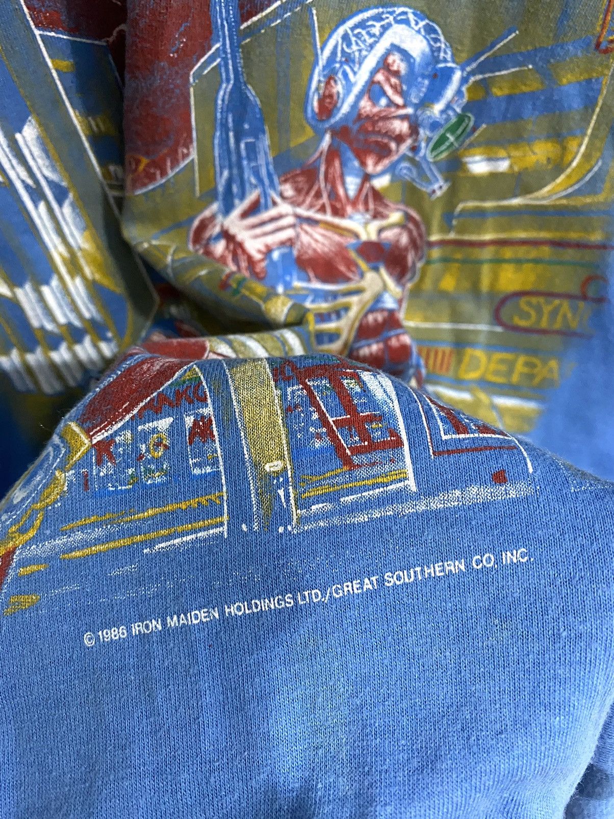Band Tees True Vintage 1986 Iron Maiden Rock Band Shirt Size US S / EU 44-46 / 1 - 8 Thumbnail