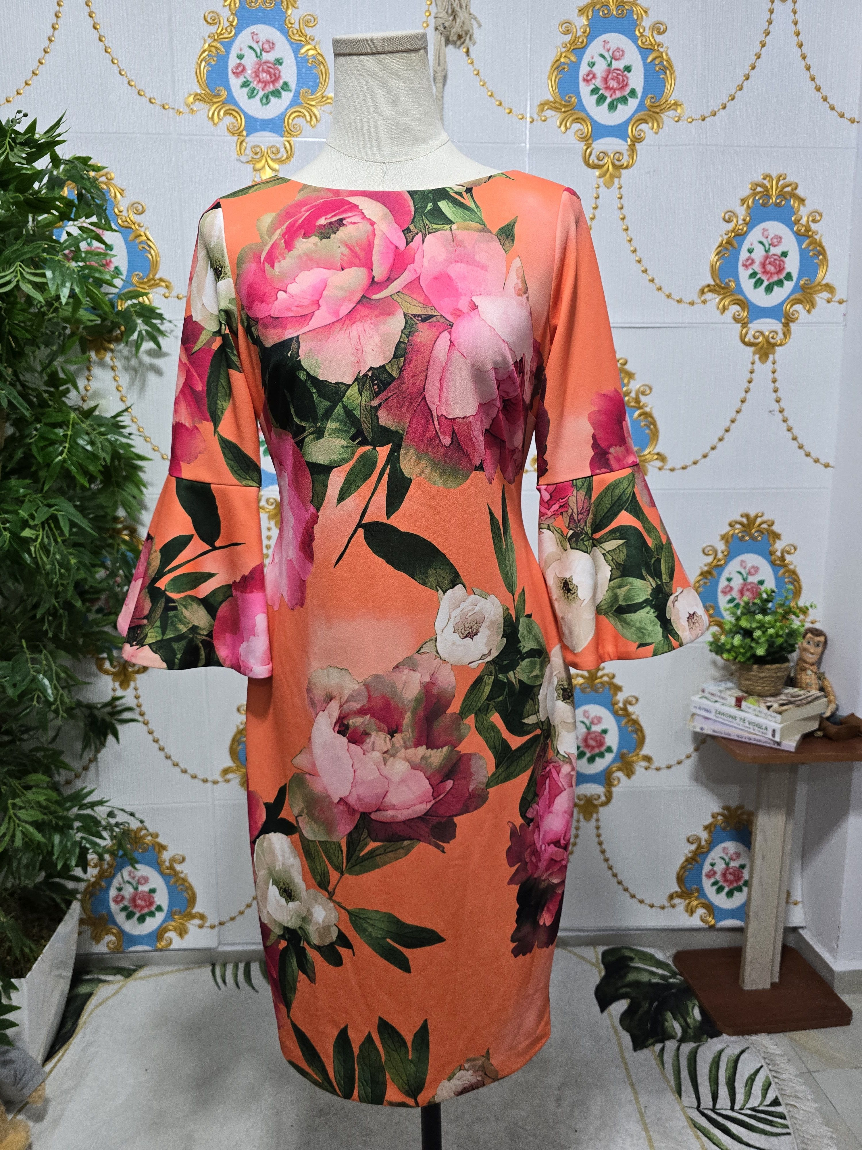 Calvin Klein CALVIN KLEIN dress women size MEDIUM flowers pattern Size M / US 6-8 / IT 42-44 - 1 Thumbnail