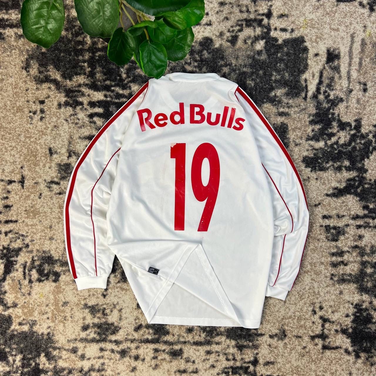 Adidas Adidas Res Bull x Salzburg Big Logo Soccer Jersey Longsleeve Size US M / EU 48-50 / 2 - 2 Thumbnail