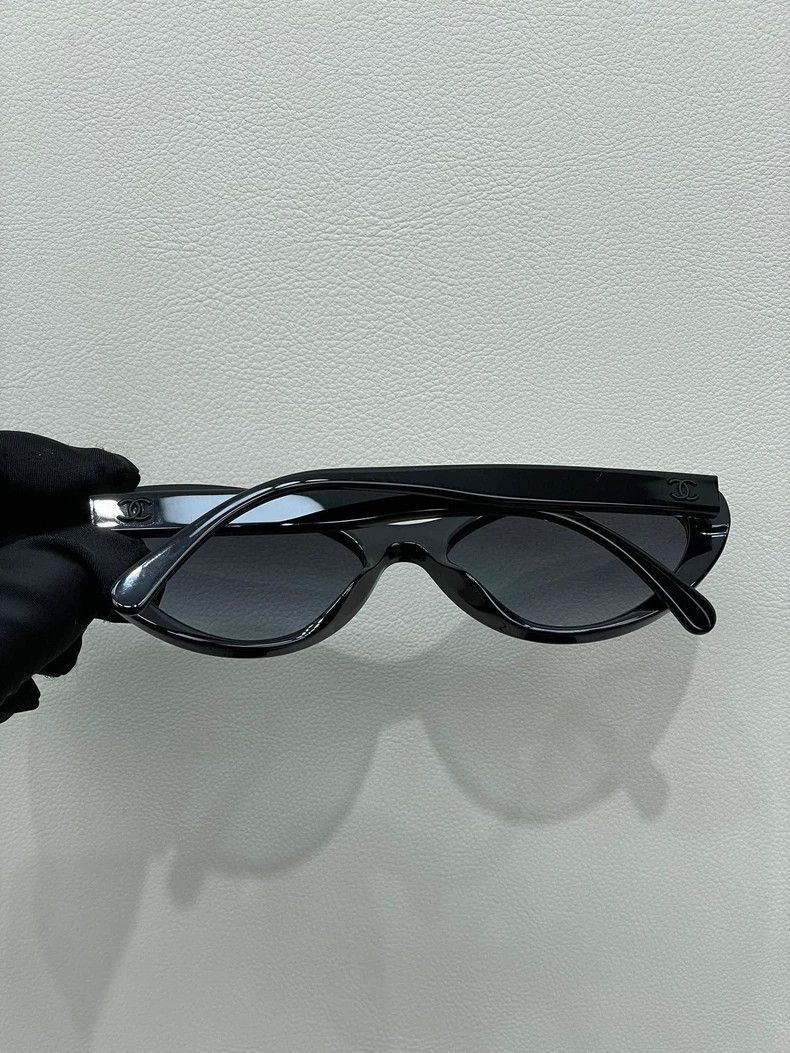 Chanel Chanel Cat Eye Sunglasses with Logo -2505 Size ONE SIZE - 6 Thumbnail