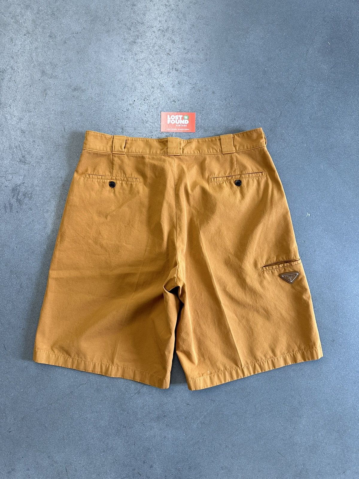Prada Prada Milano Logo Chino Bermuda Shorts Size US 36 / EU 52 - 13 Thumbnail