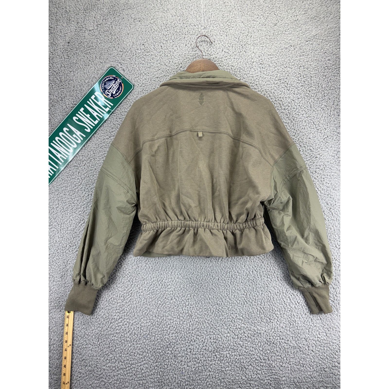 Free People Free People FP Movement Cropped Jacket Womens XS Army Green Size XS / US 0-2 / IT 36-38 - 8 Thumbnail