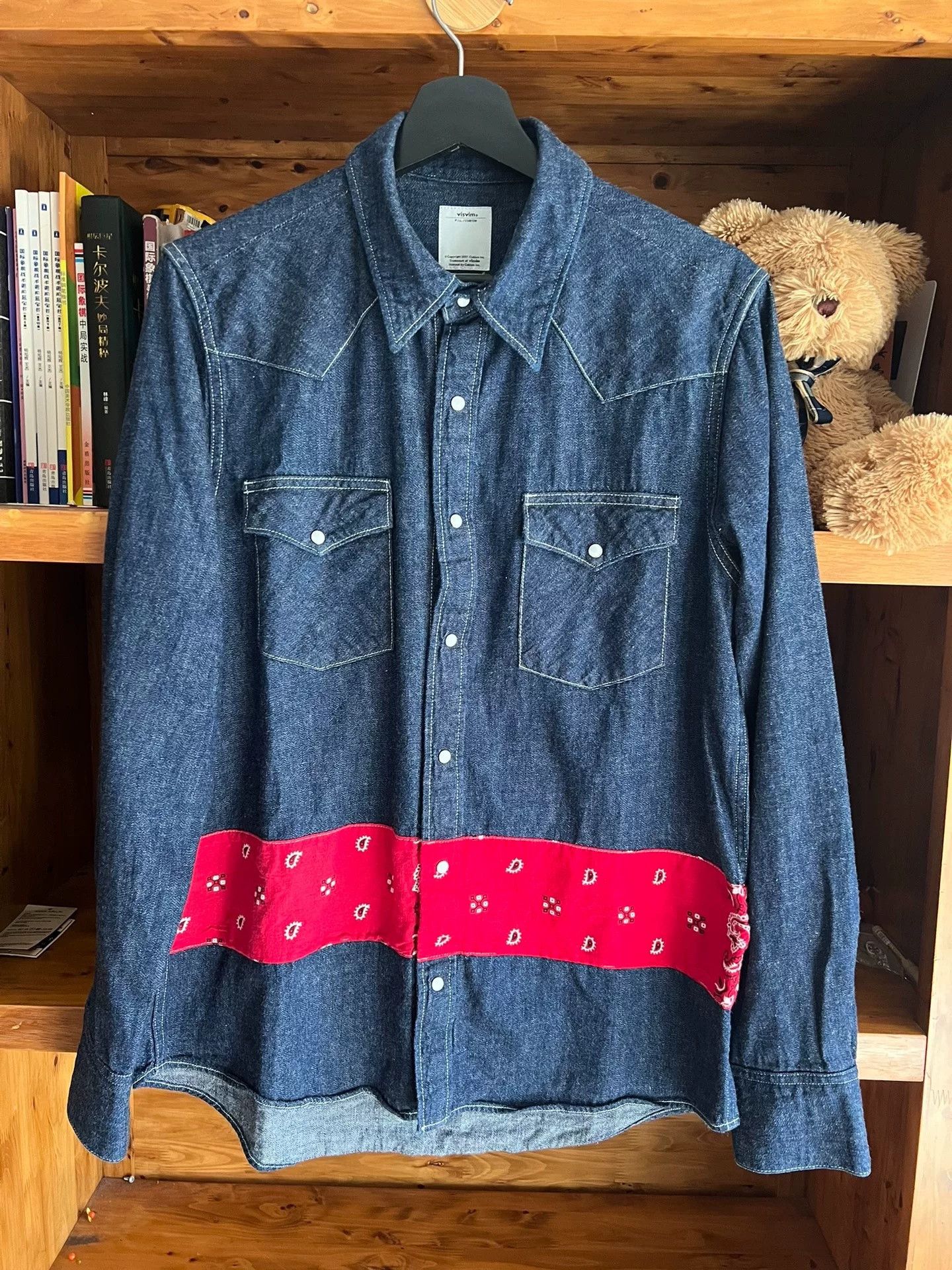 Visvim Visvim 2017 Indigo Denim Paisley Shirt Size US L / EU 52-54 / 3 - 1 Thumbnail