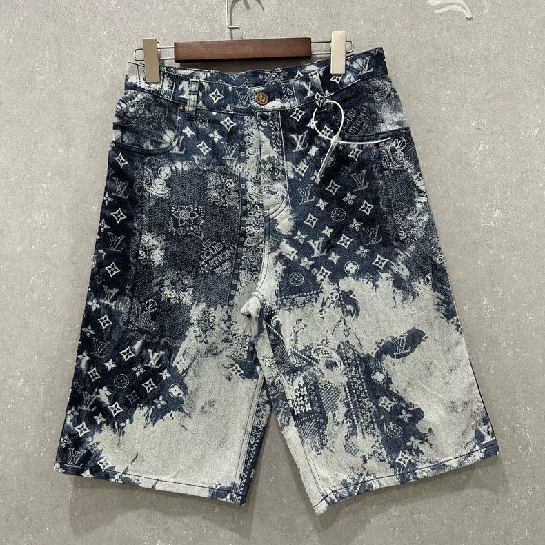Louis Vuitton Louis Vuitton Cashew denim shorts 2505-Nextarrow Size US 29 - 1 Thumbnail