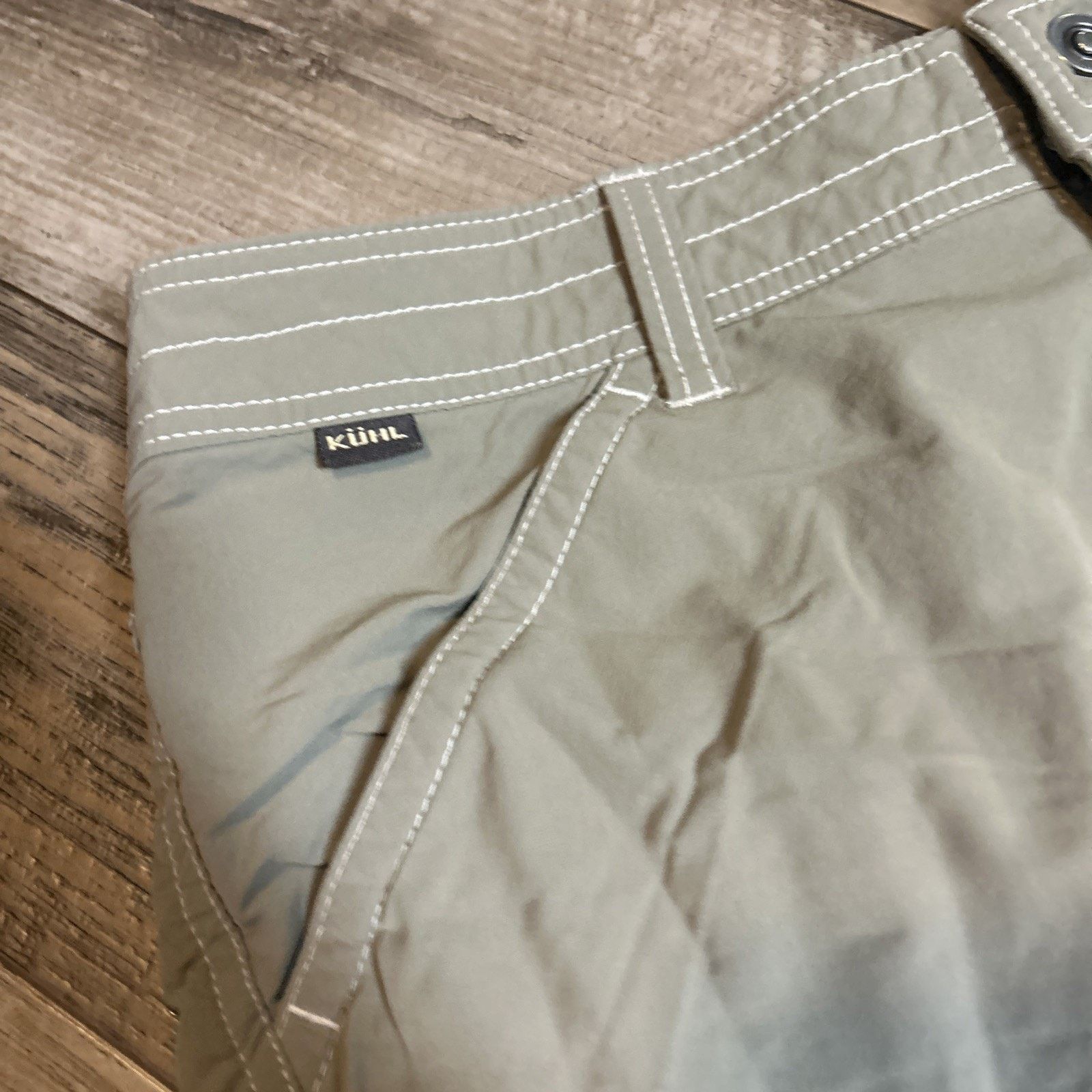 Kuhl KUHL Cargo Shorts Men's Size 32 Beige Hiking Lightweight Size US 32 / EU 48 - 2 Thumbnail
