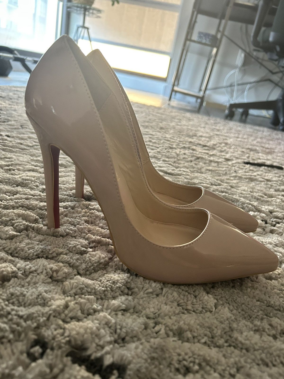 Christian Louboutin CHRISTIAN LOUBOUTIN IRIZA LEATHER PUMPS Size US 8.5 / IT 38.5 - 2 Thumbnail
