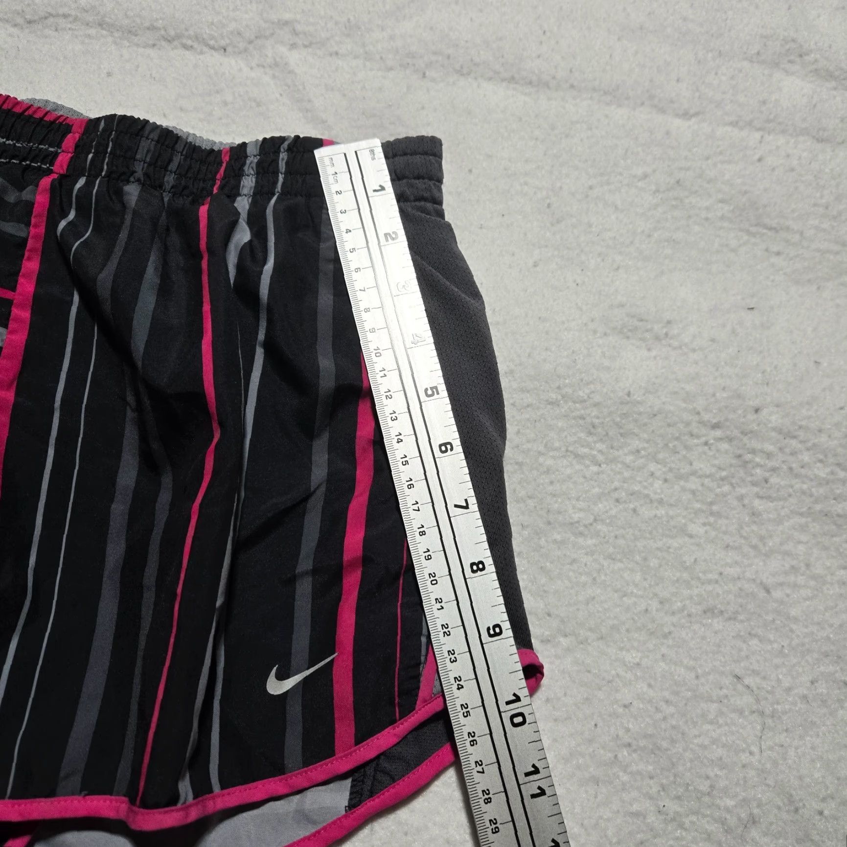 Nike Nike Dri-Fit Shorts Women Medium Multicolor Lined Running Womens Size 32" / US 10 / IT 46 - 4 Thumbnail